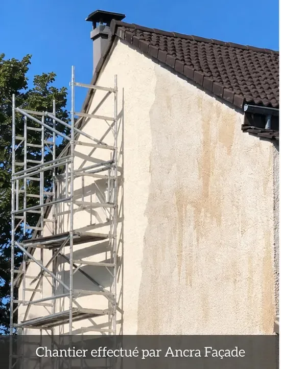 Ravalement de façade, pignon de maison, Hauts-de-Seine - avant